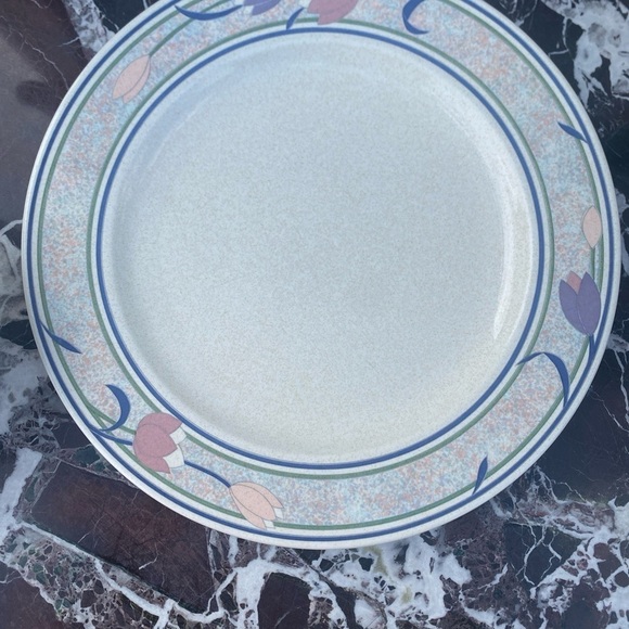 4pc Place Setting MIKASA Intaglio TROPICAL ISLAND CAC45 Dinner, Salad, Cup & Sau - Picture 7 of 13